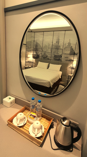 Three R Hotel 6/11