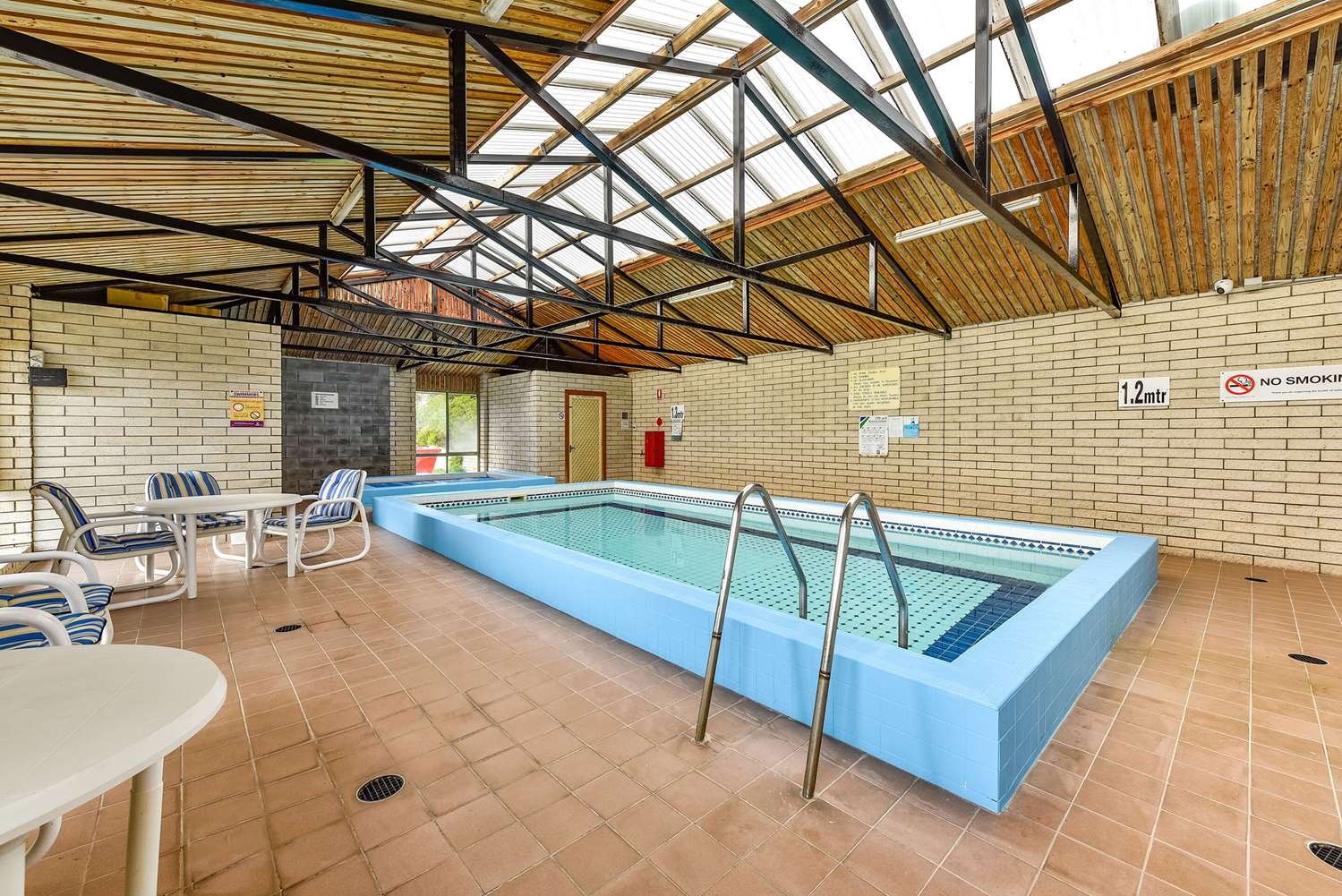Comfort Inn The Lakes 24/35