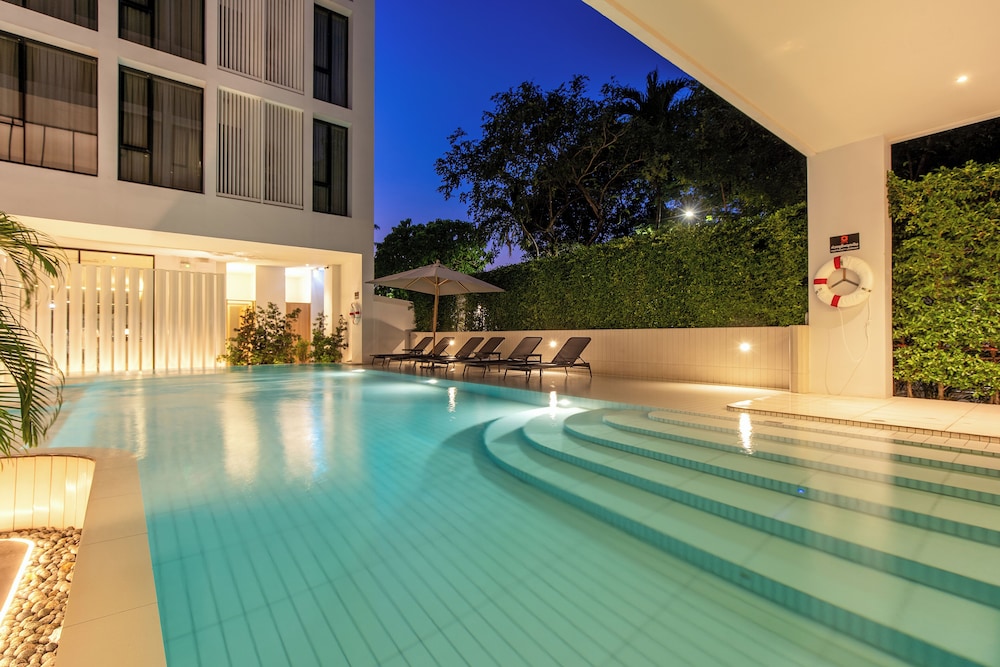 Saan Hotel Sathorn 24/50