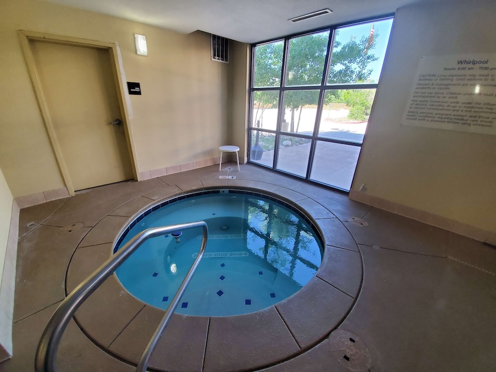 Hampton Inn & Suites Salida 24/43