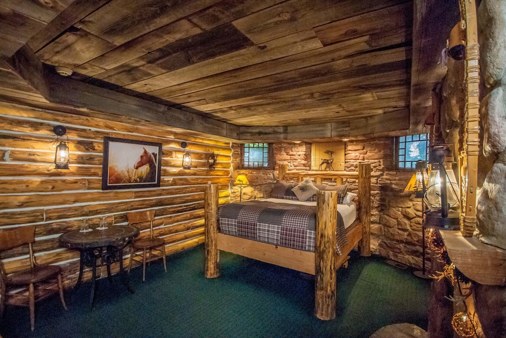 Anniversary Inn - South Temple 23/50