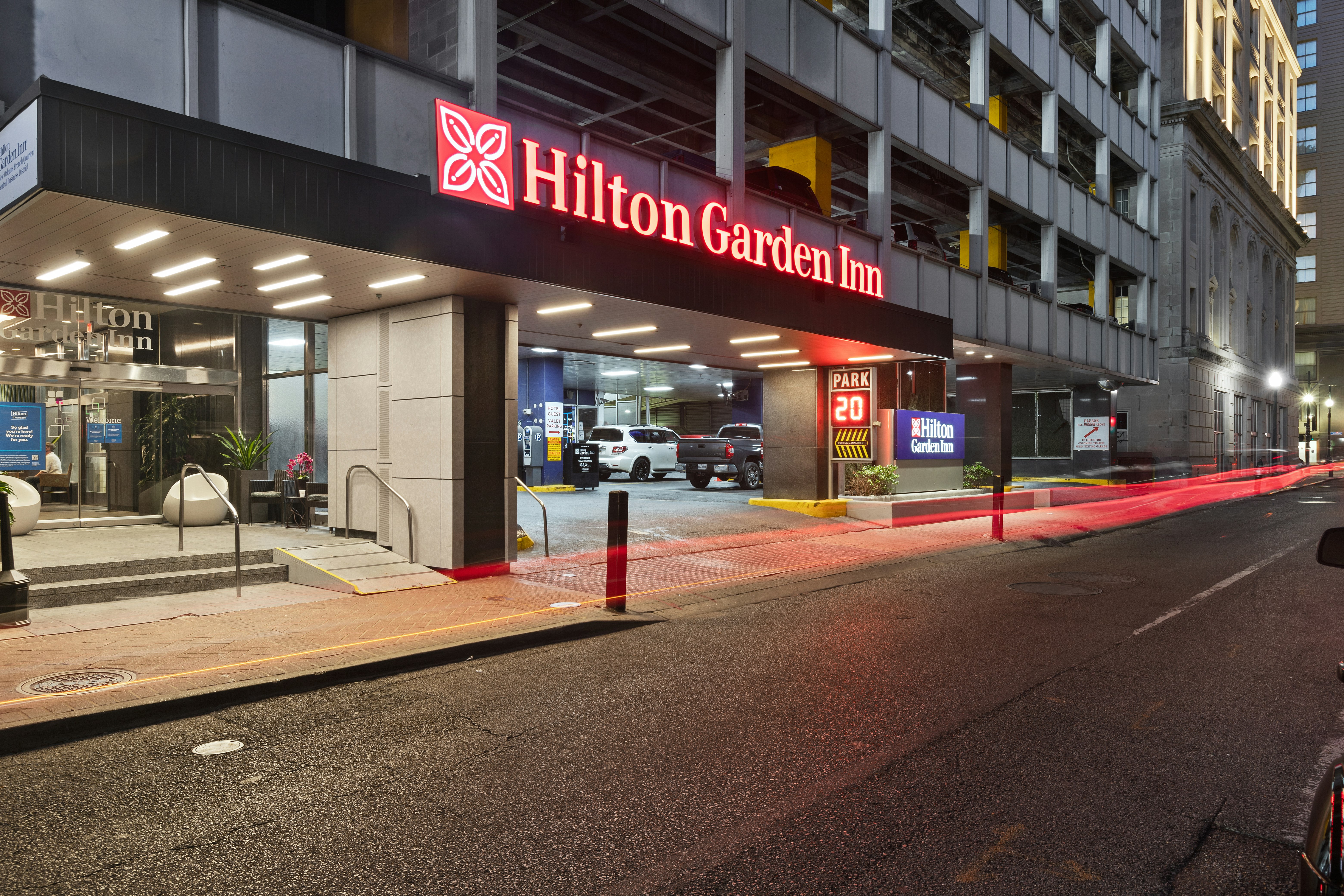 Hilton Garden Inn New Orleans French Quarter/CBD 65/68