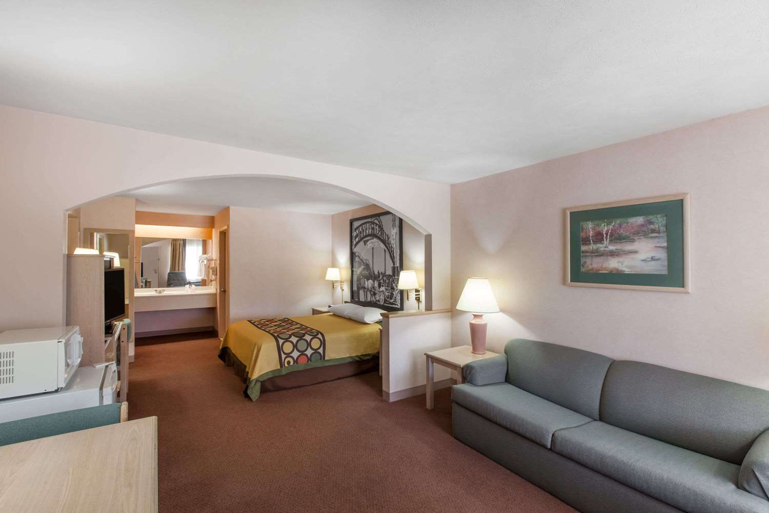 Super 8 By Wyndham Jasper Tx 8/12
