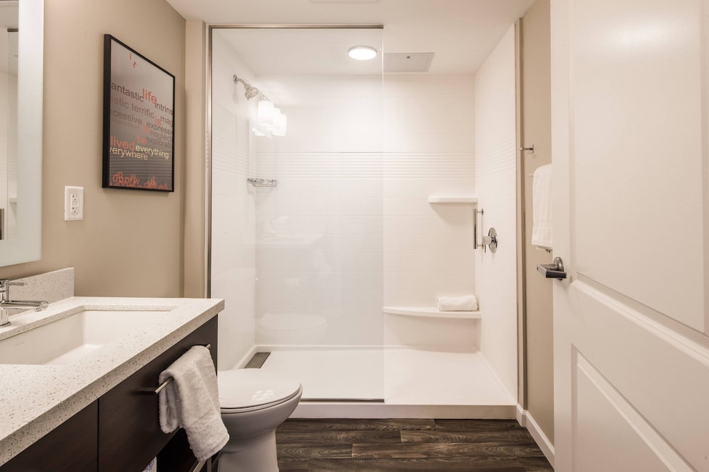 Towneplace Suites Cleveland 9/34