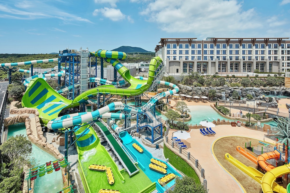 Shinhwa Jeju Shinhwa World Hotel And Resorts 68/73