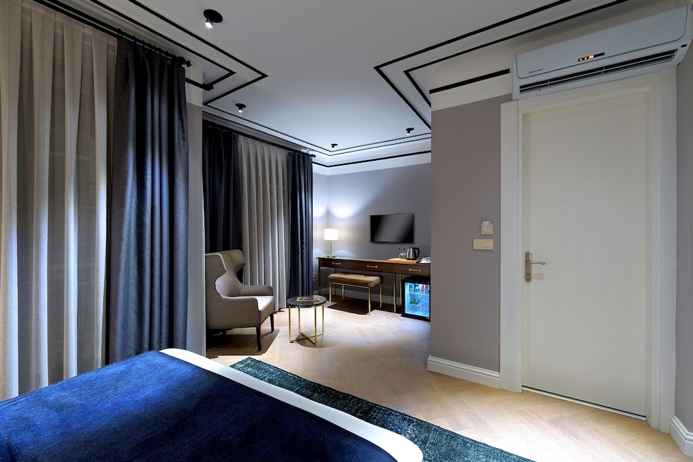 Walton Hotels Galata 15/35