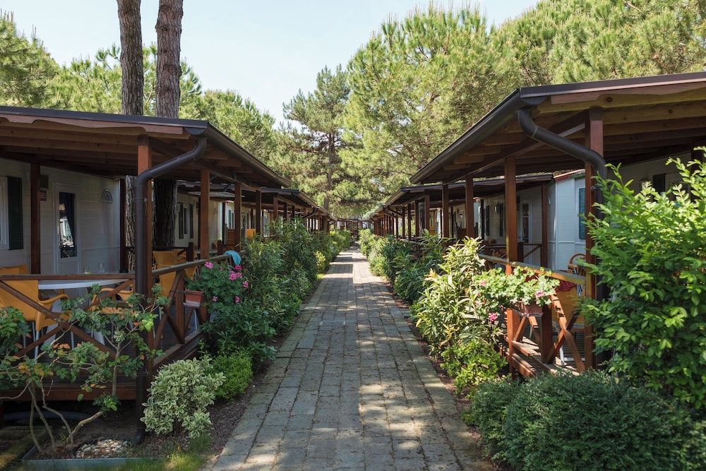 Villaggio Turistico Internazionale 43/50