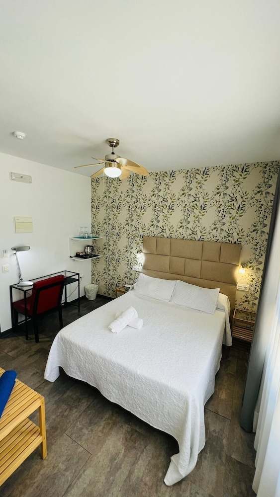 Bajondillo Beach Cozy Inns - Adults Only 10/30