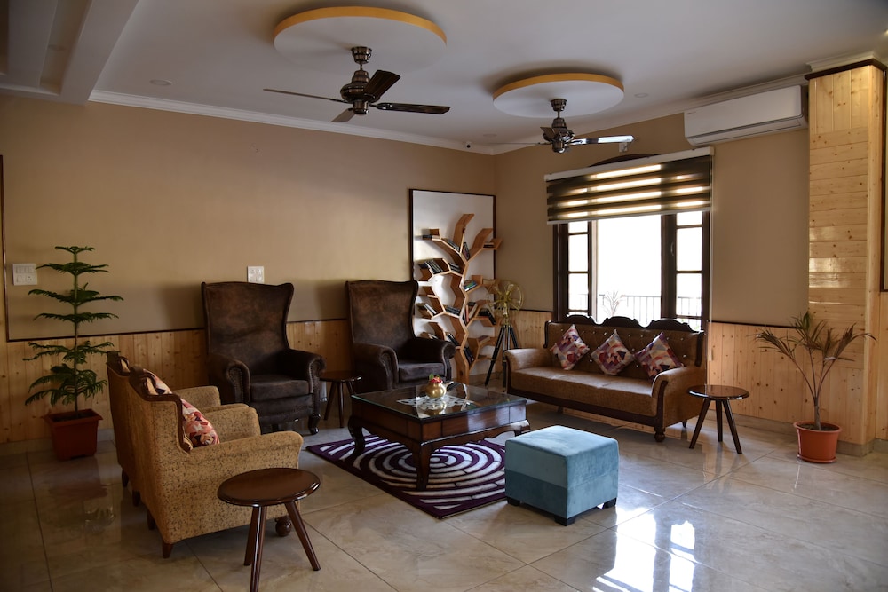 Mastiff Hotel Palampur 33/56