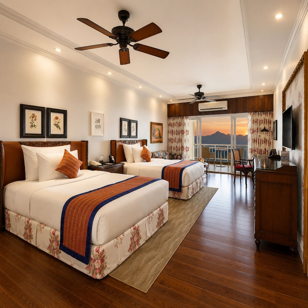 Deluxe, Twin Beds, Sunset View