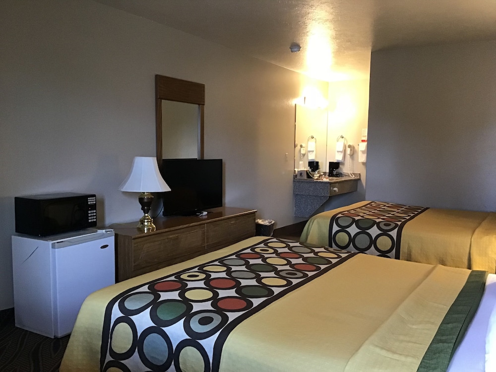 Standard, 2 Queen Beds