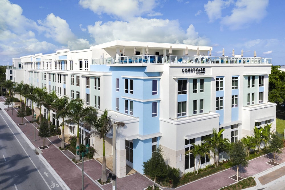 Courtyard By Marriott Delray Beach 3/61
