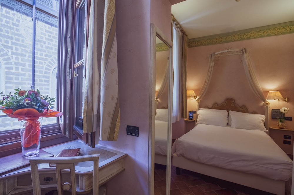 Hotel Davanzati 27/42