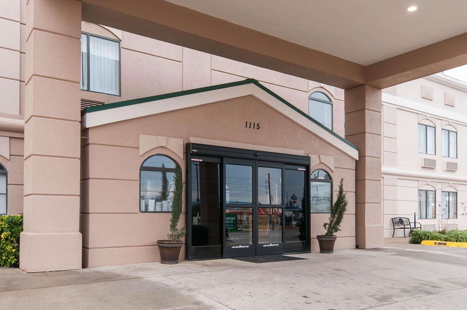 Comfort Inn North Conroe, TX 4/48