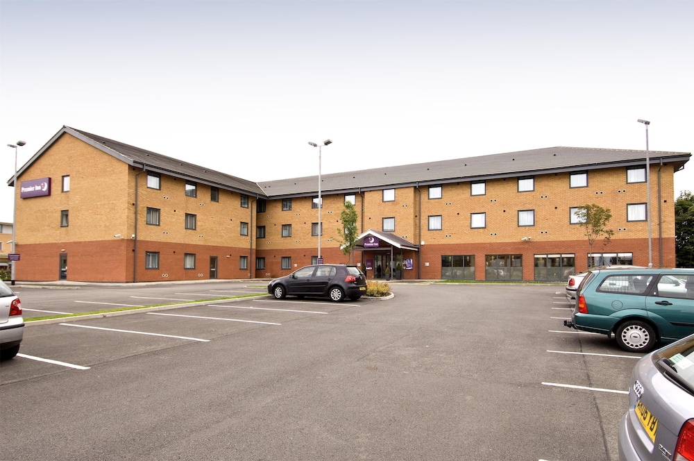 Premier Inn East Midlands Airport 36/42