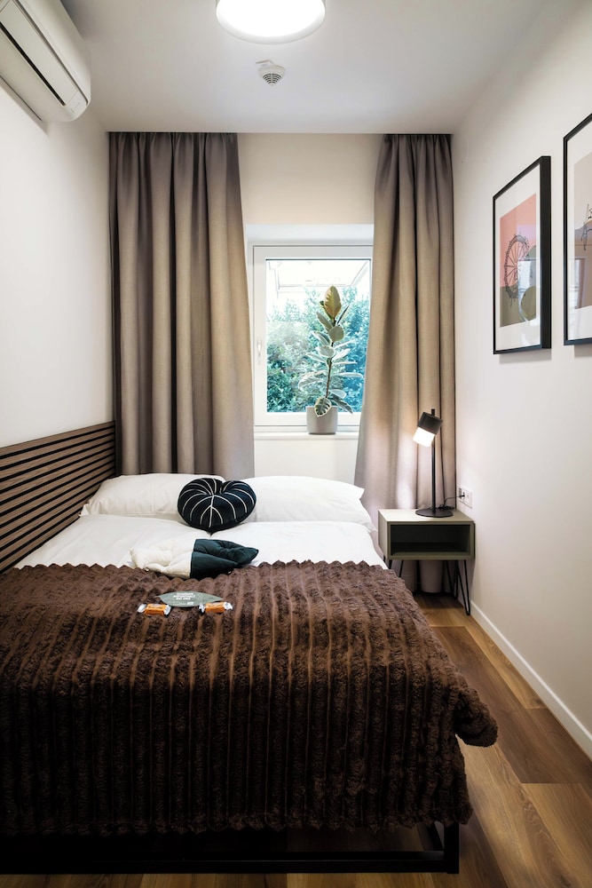 2 Bedrooms, Family, Apartment, Queen Bed, Sofa