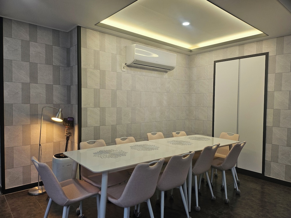 Mokpo White Windmill Guesthouse 26/43