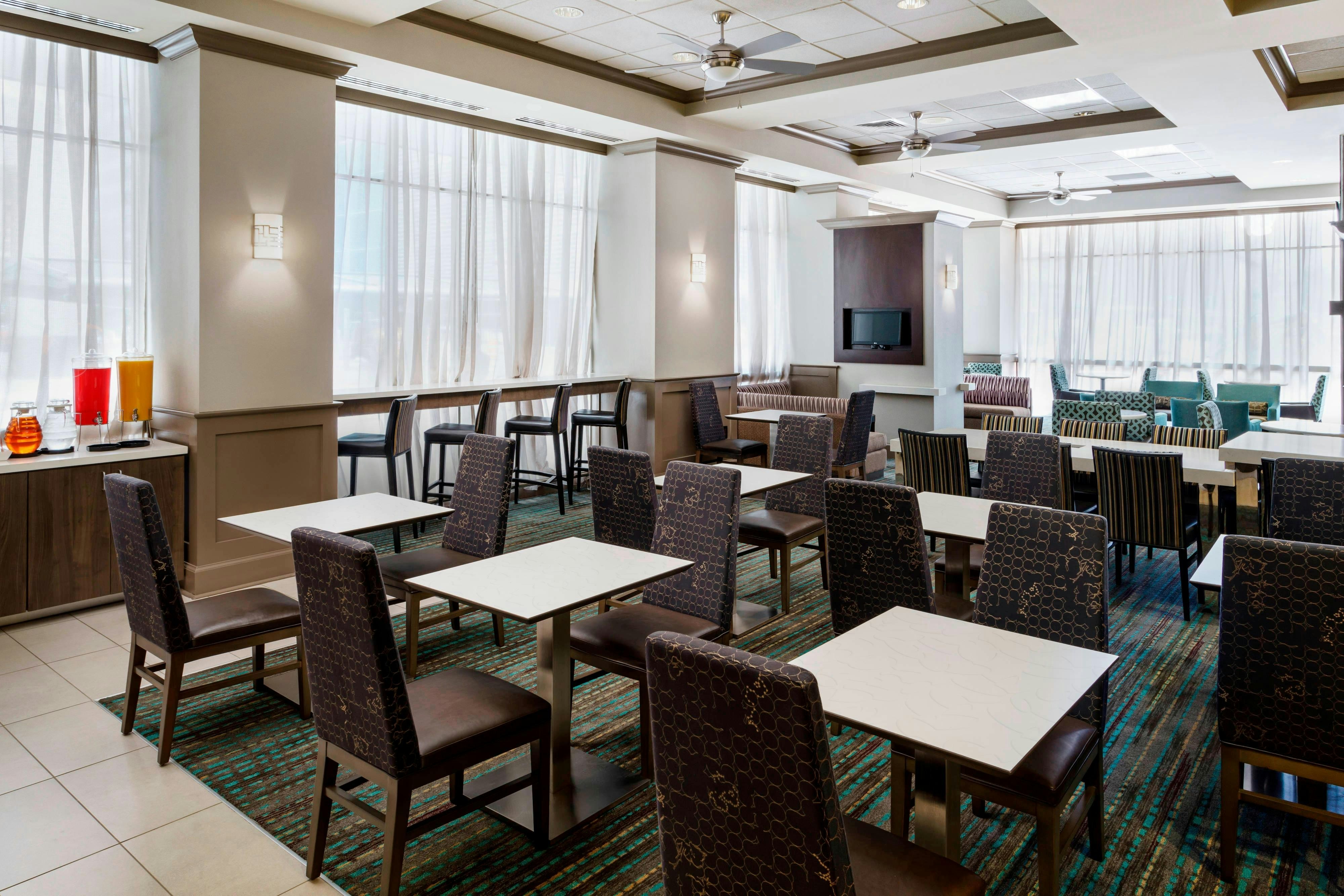 Residence Inn Houston Downtown Convention Center 25/36