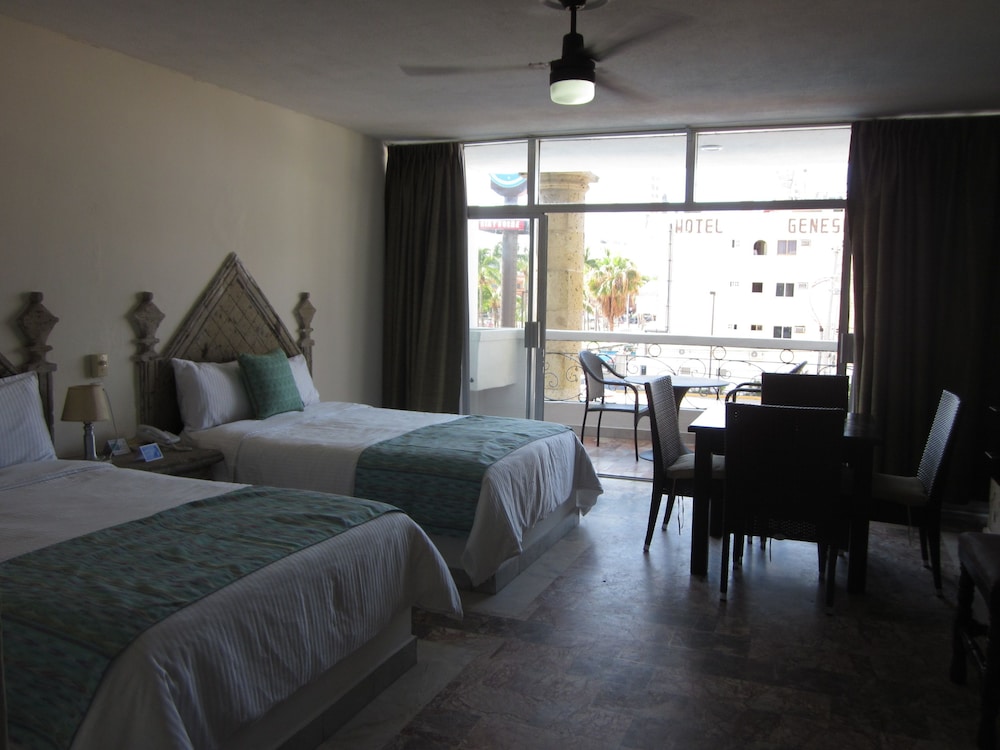 Hotel Solamar Inn 20/48