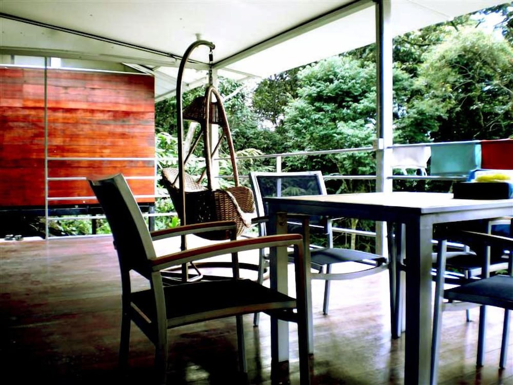 J Residence 45/60