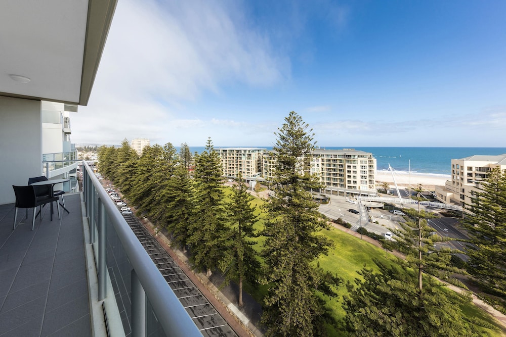 Oaks Glenelg Liberty Suites، أديليد 77/80