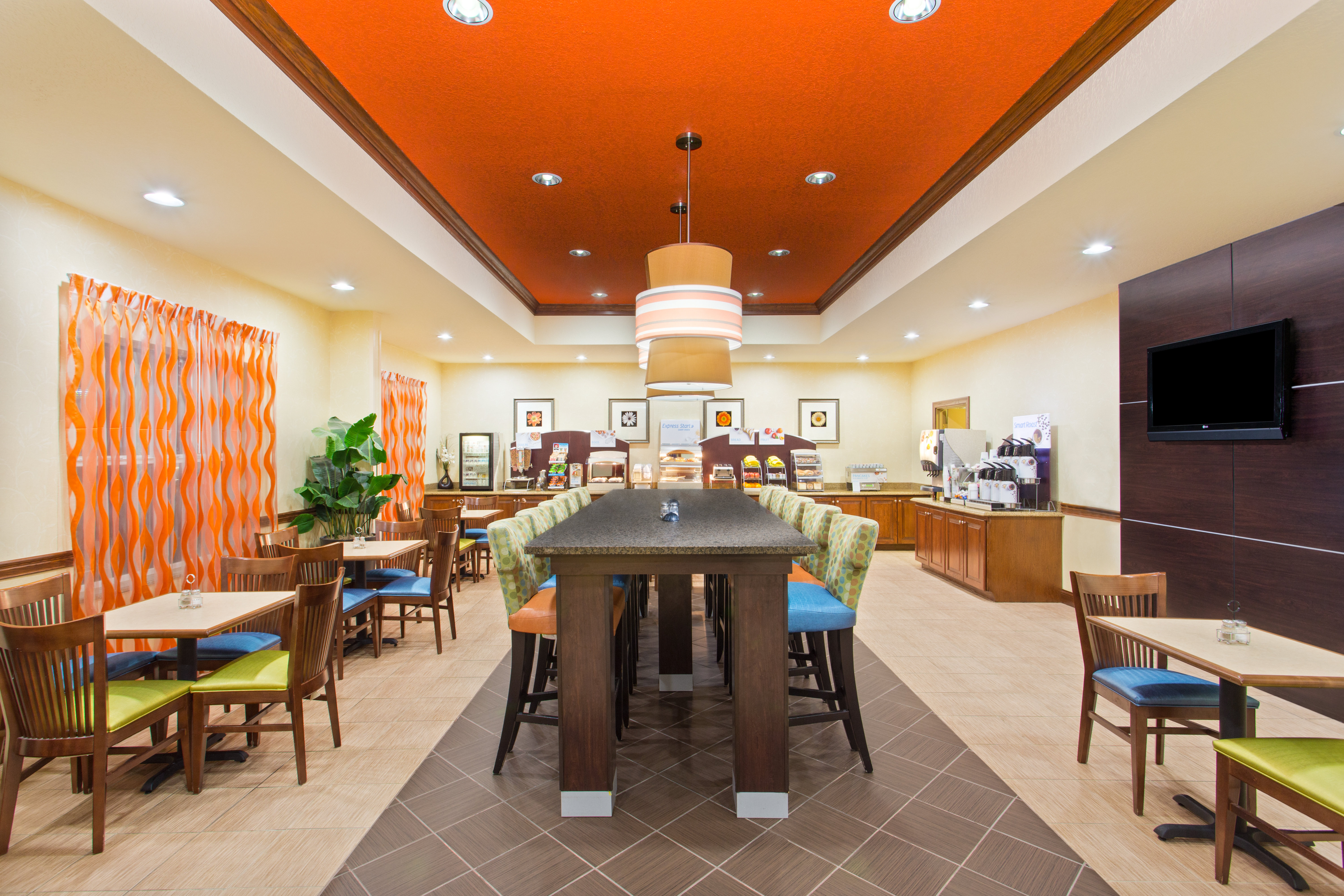 Holiday Inn Express Hotel And Suites Lakeland North I 4 33/46