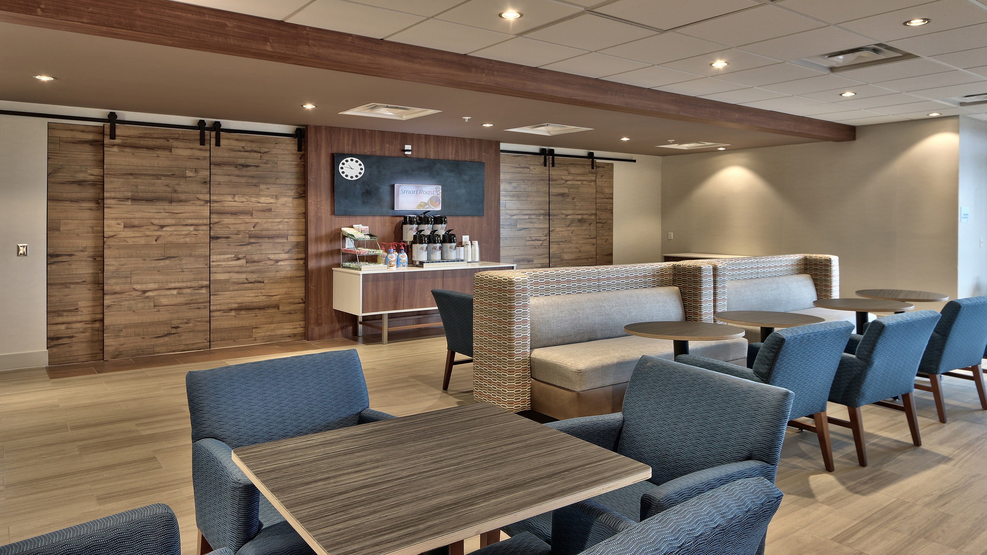 Holiday Inn Express & Suites Denver Northwest - Broomfield 33/51