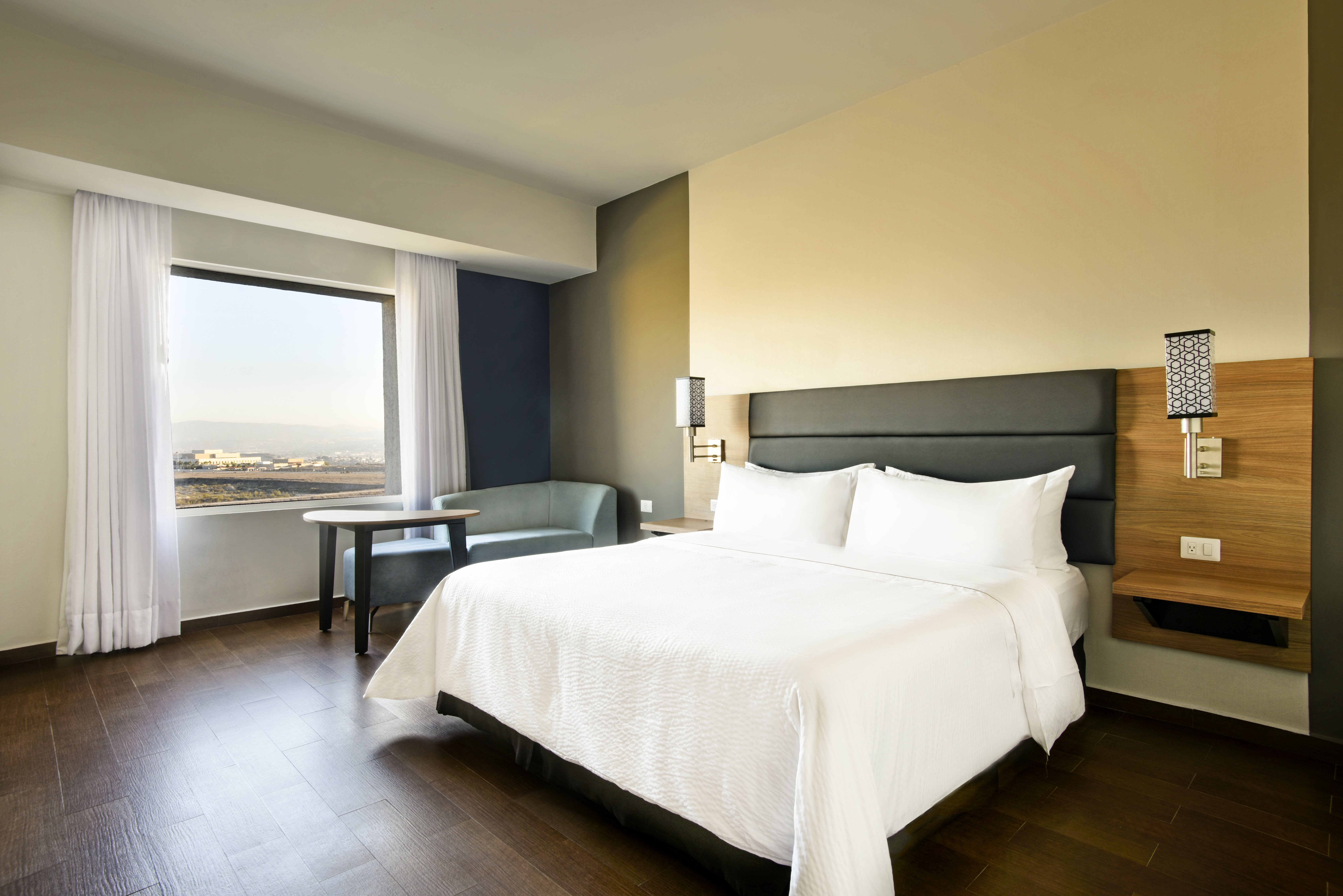 Fiesta Inn Tijuana Otay Aeropuerto 12/33