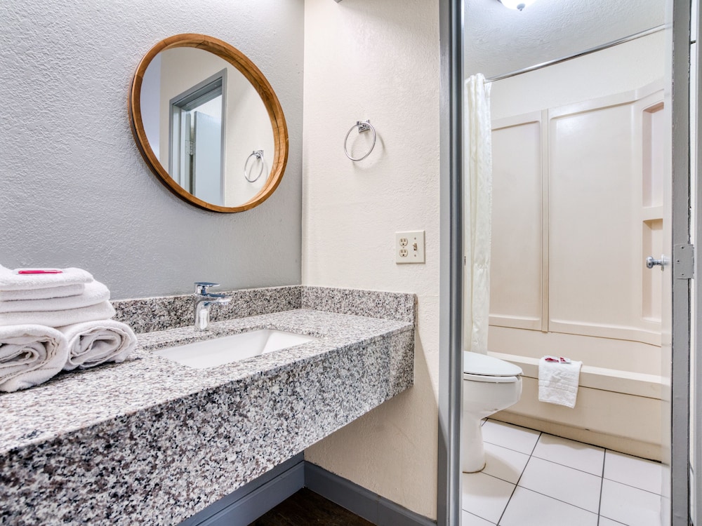 Dallas Love Field Inn 40/44