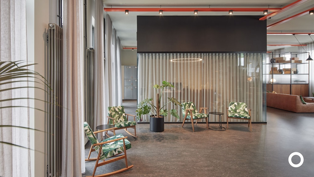 Grandi By Center Hotels 6/67