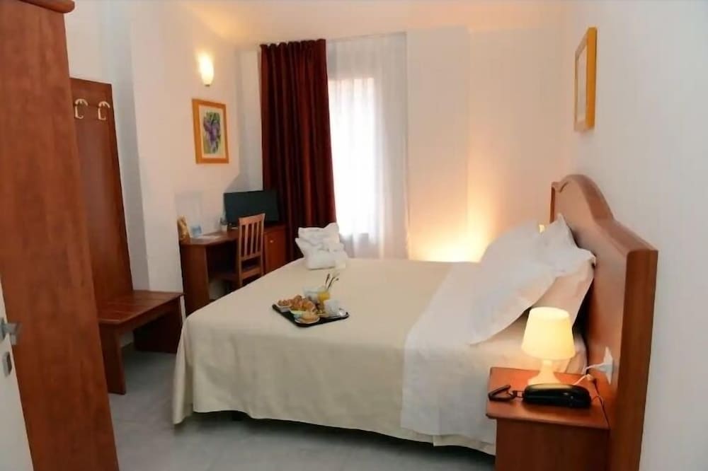 BUONHOTEL 7/46