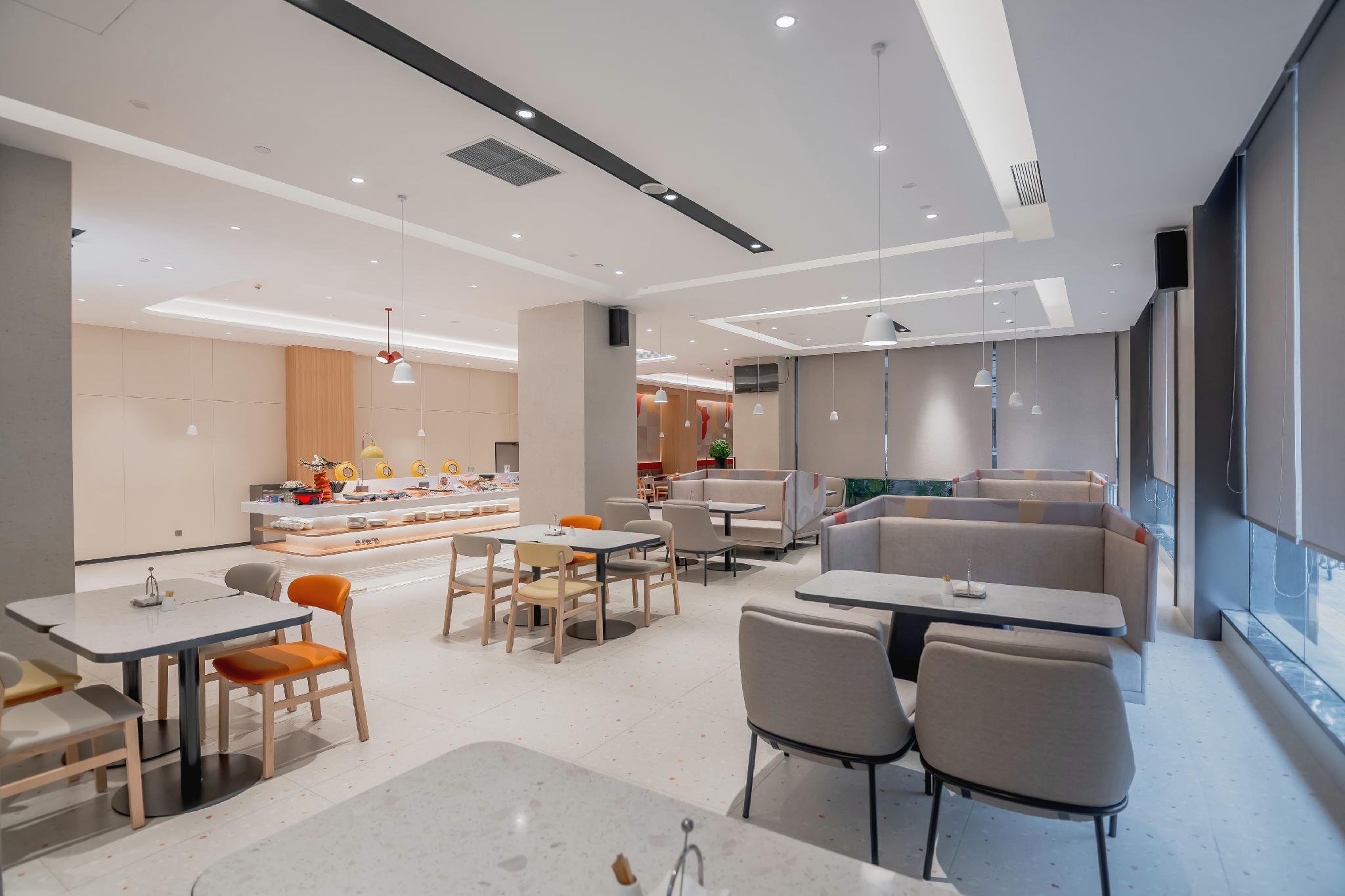 Home Inn Selected (Shanghai Raffles, North Bund) 27/42
