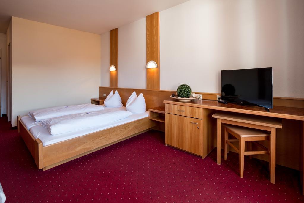 Erlebnishotel Fendels 6/22
