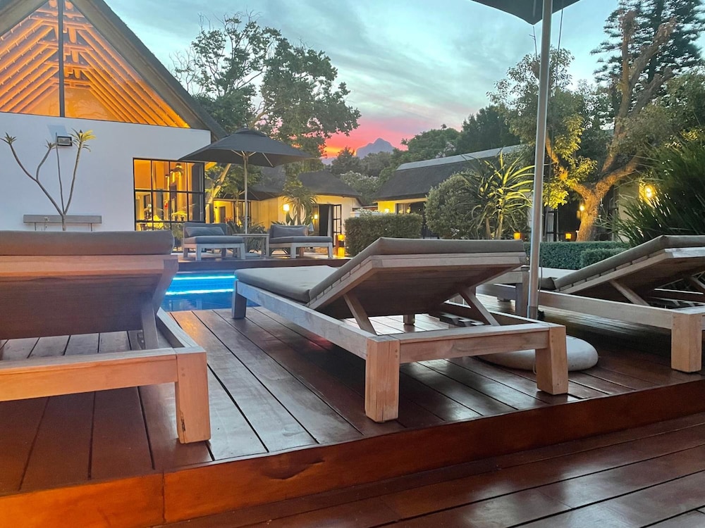 Garden Retreat 11/39