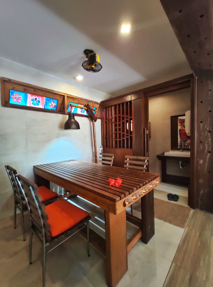 Mermaid Beach Resort 30/50