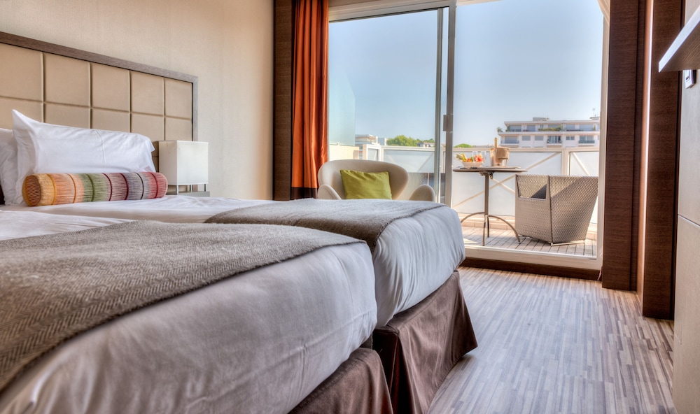 AC Hotel by Marriott Ambassadeur Antibes - Juan Les Pins 17/51