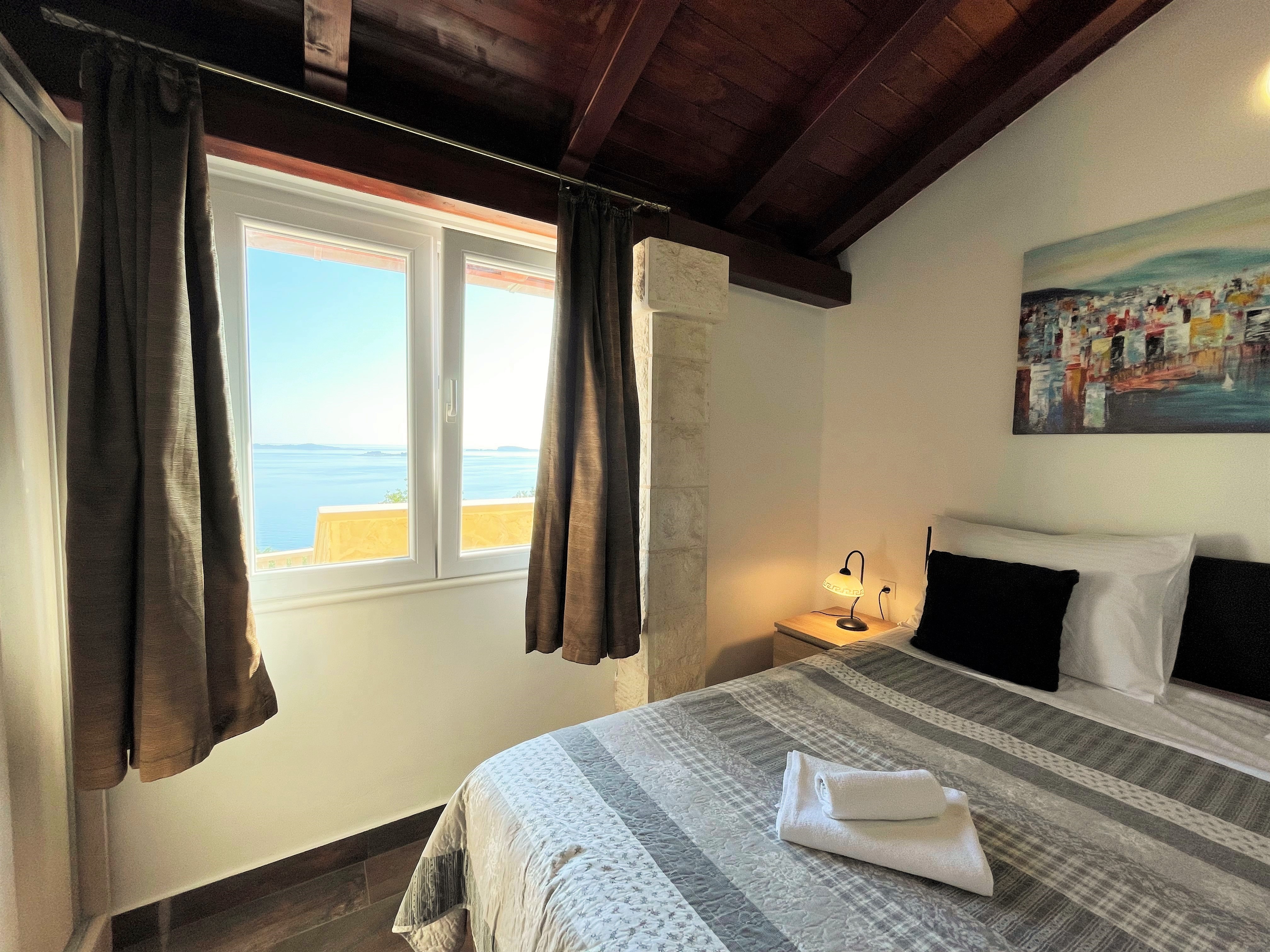 1 Bedroom, Apartment, Sea View, Pool Side