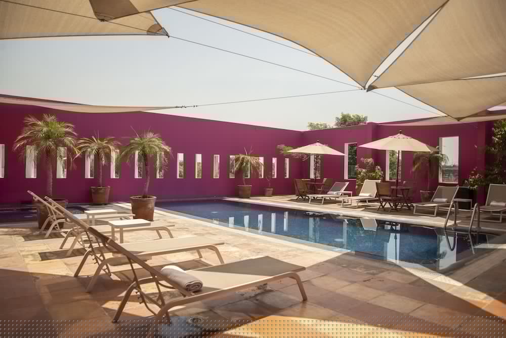 Hotel Boutique Casareyna 56/67