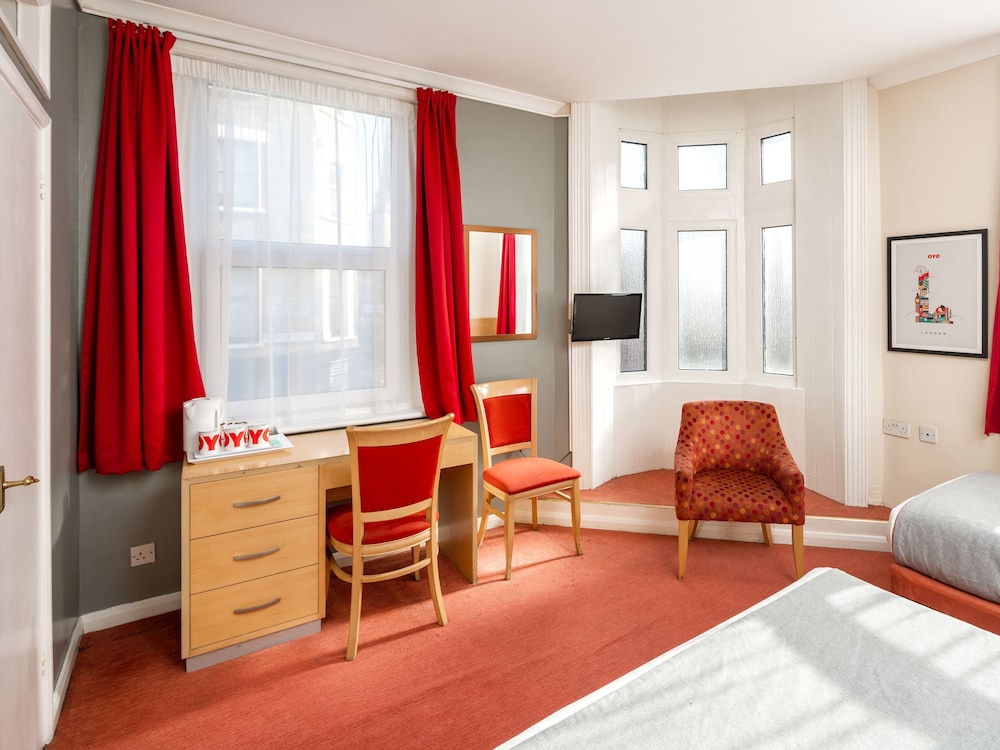 OYO Bros Inn Hotel 37/50