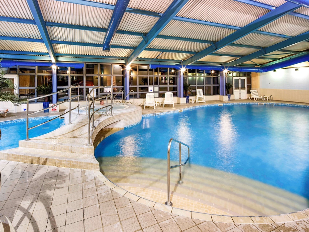 MERCURE CHESTER ABBOTS WELL HOTEL 18/50