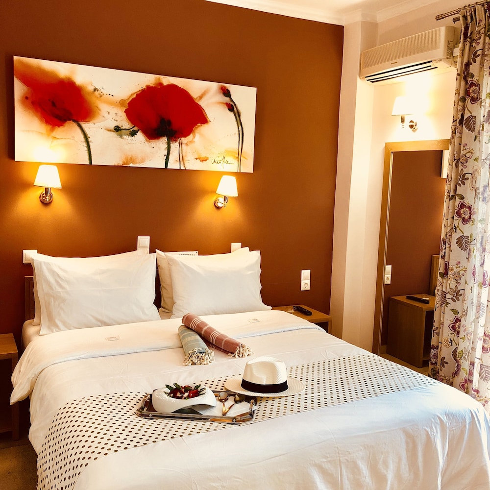 G. George Hotel 7/50