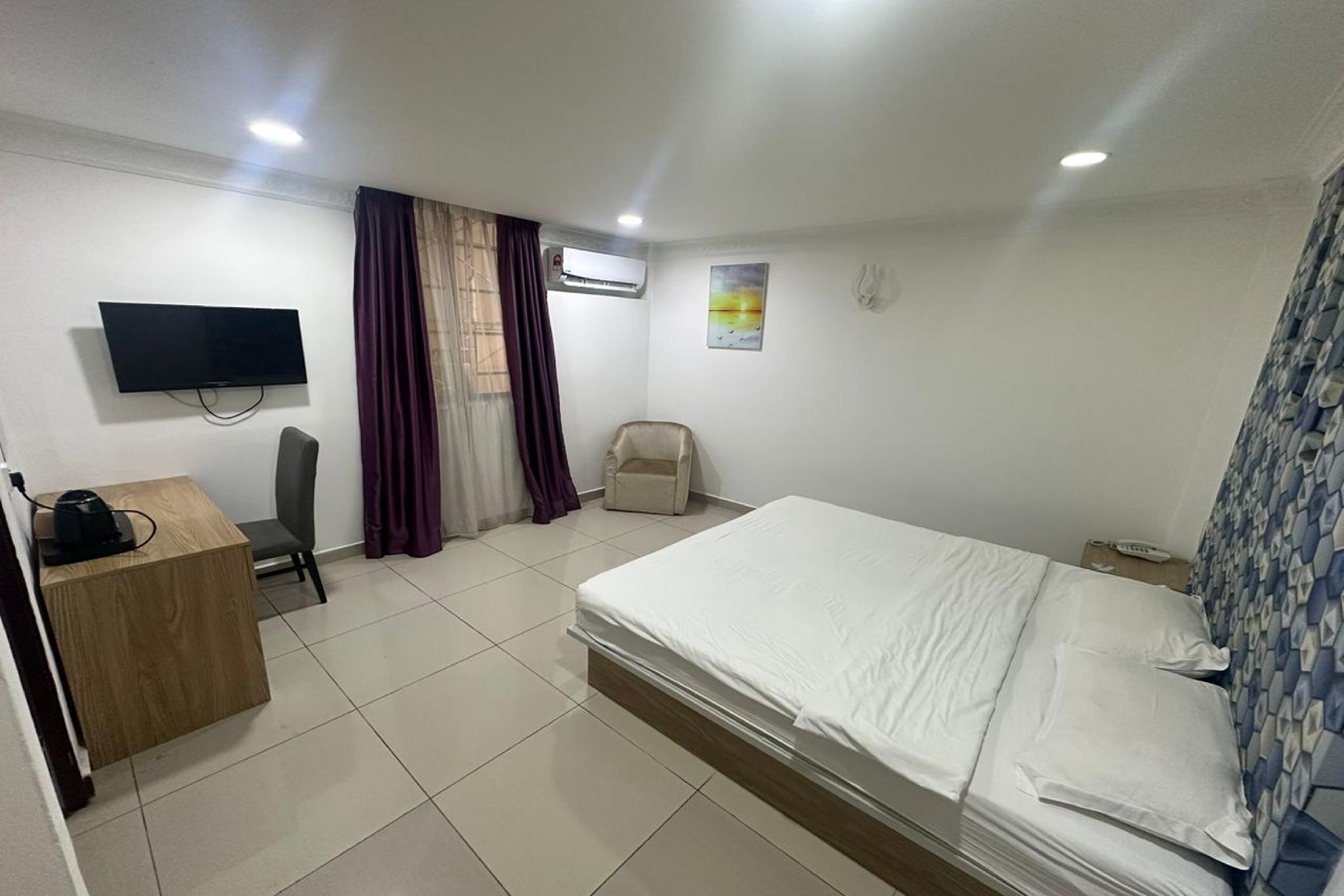 Premium, King Bed