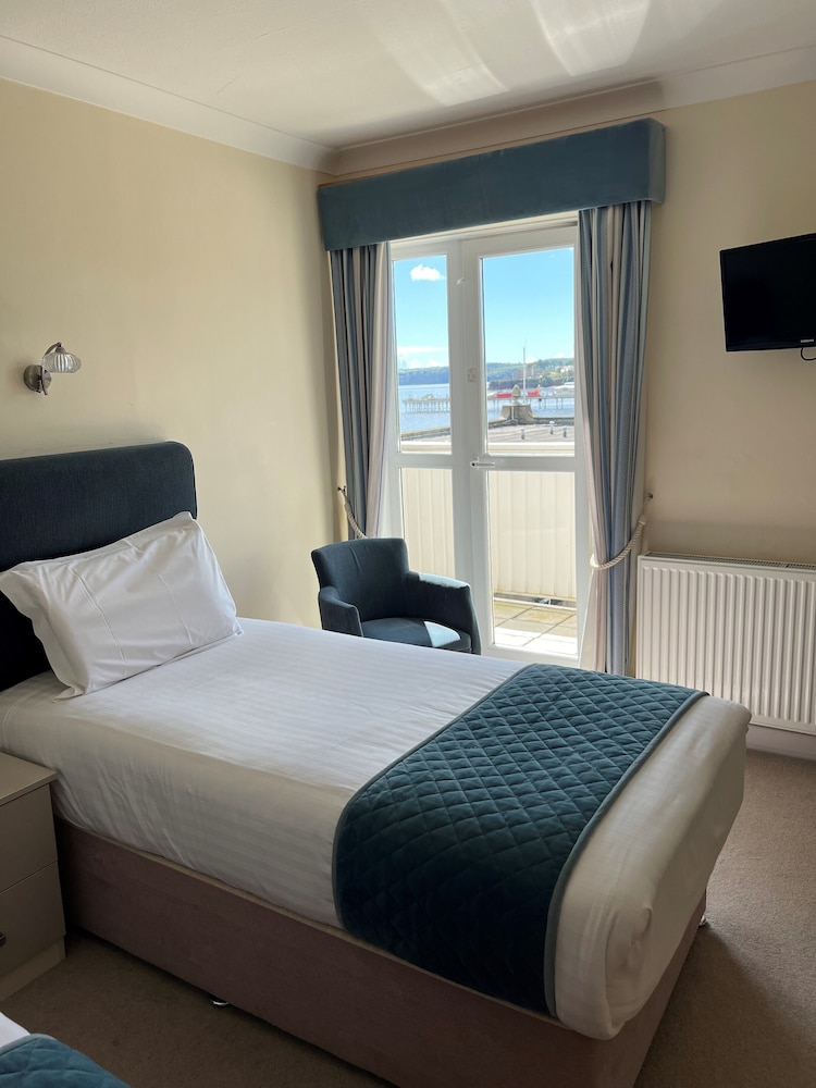 The Redcliffe Hotel 4/43