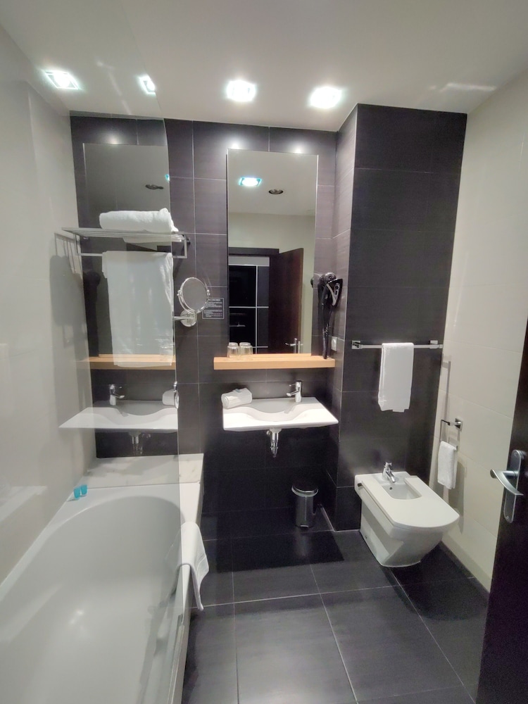 Hotel Spa Bienestar Moana 63/63