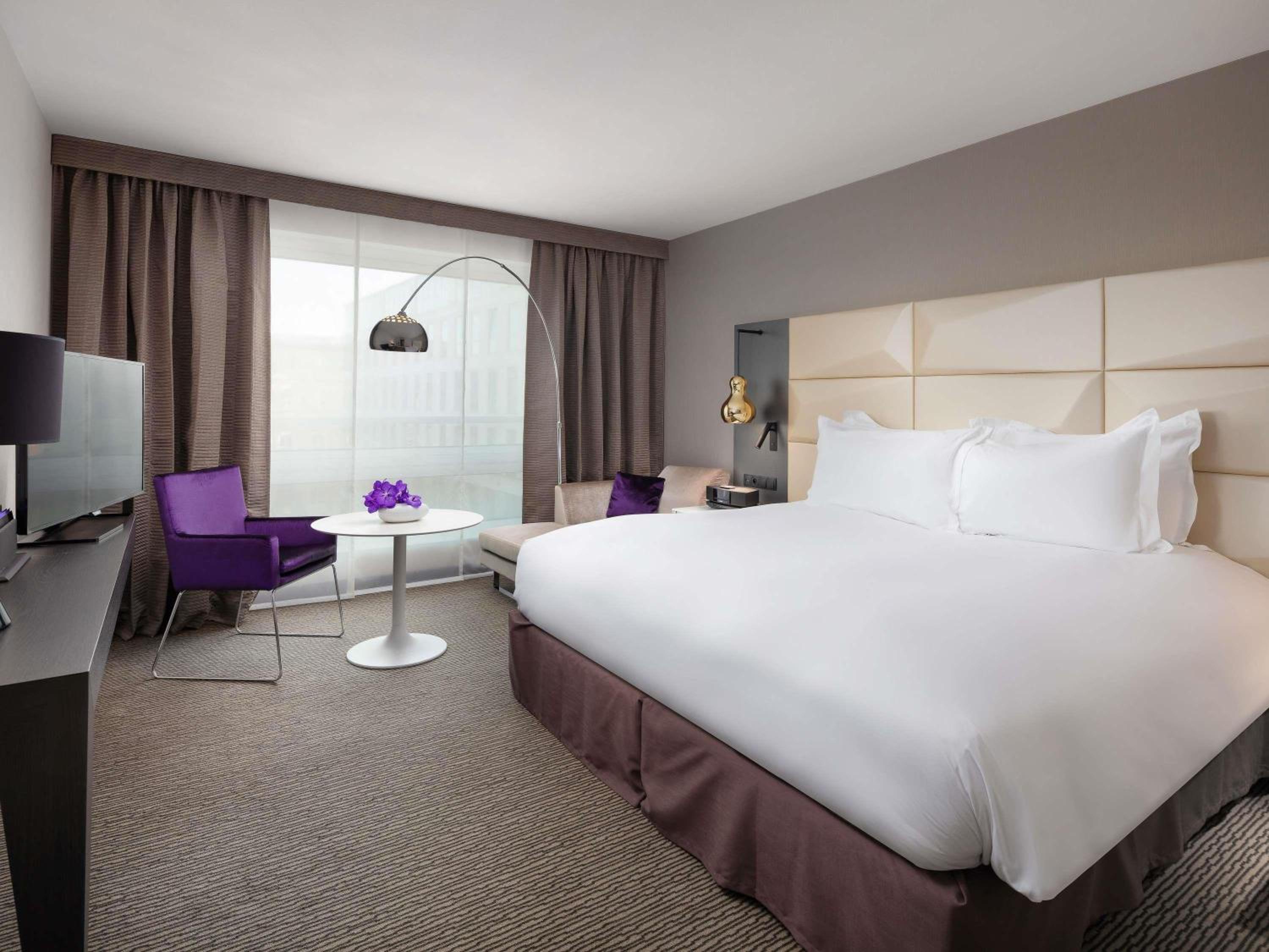 JUNIOR SUITE, LIVING AREA