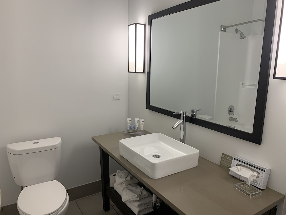 Country Inn & Suites By Radisson Chicago O'hare South Il 7/36