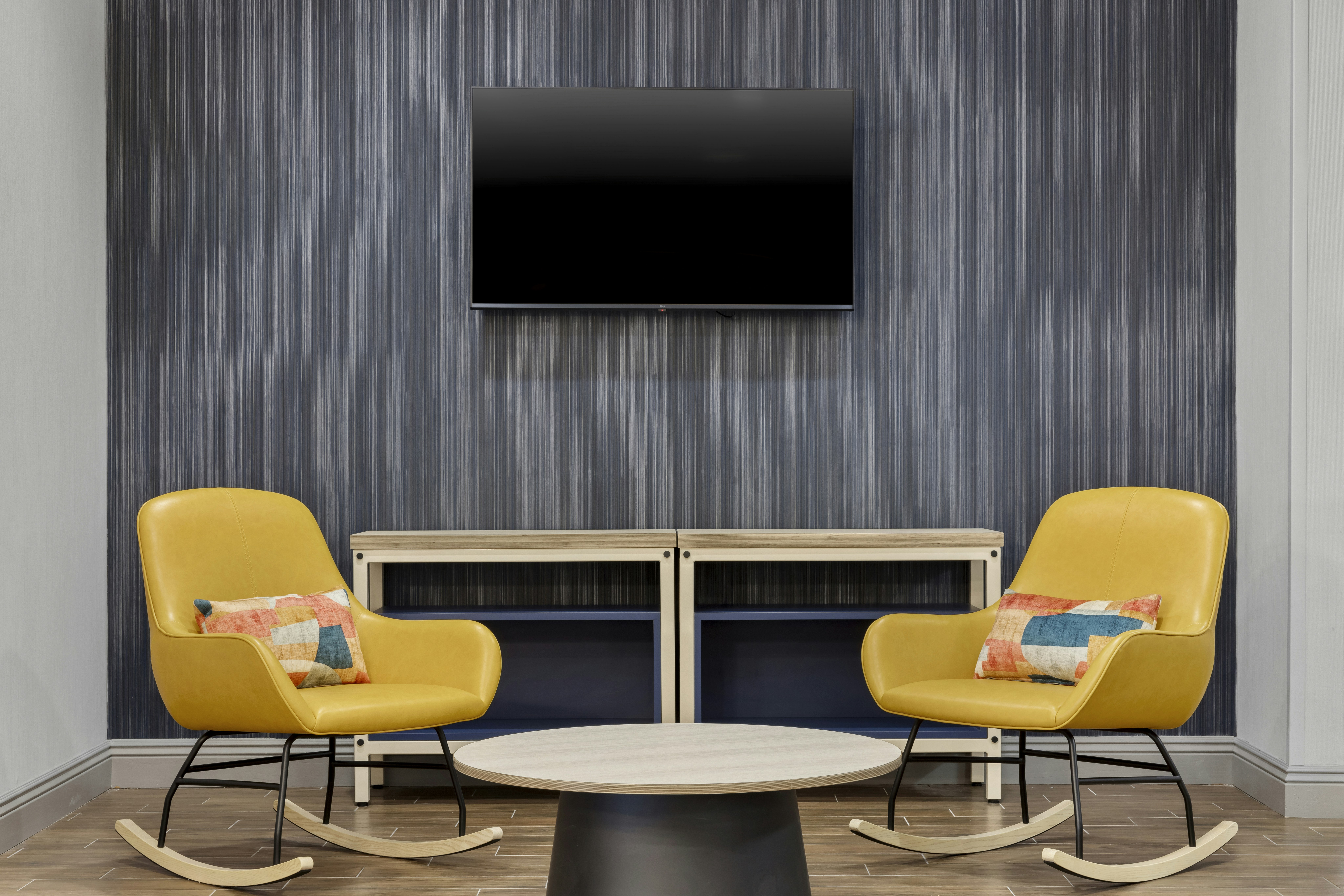 Spark by Hilton Newcomerstown 14/14