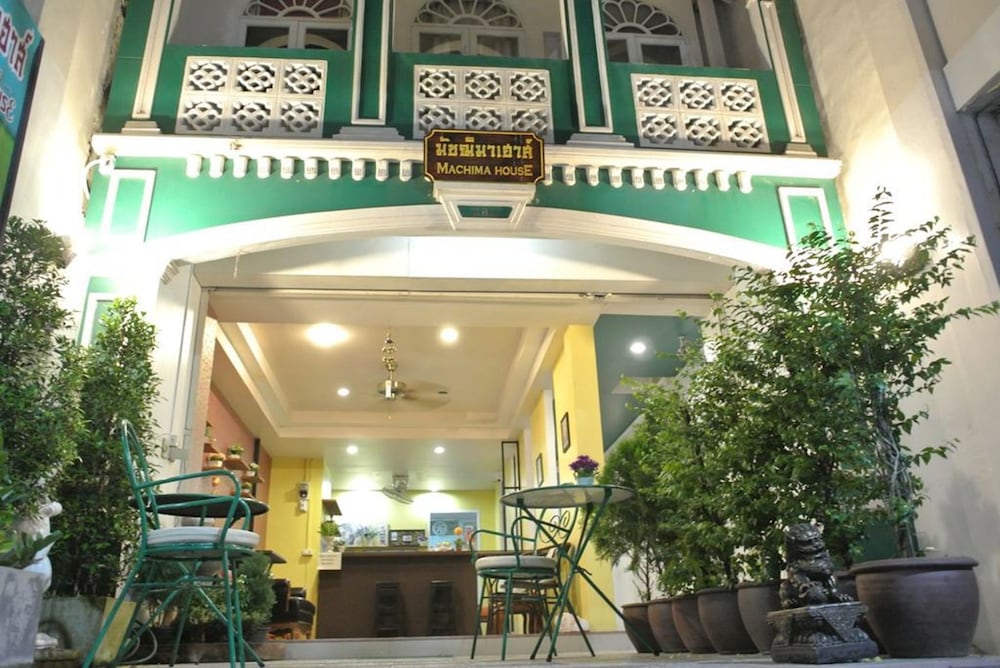 Machima House 4/34