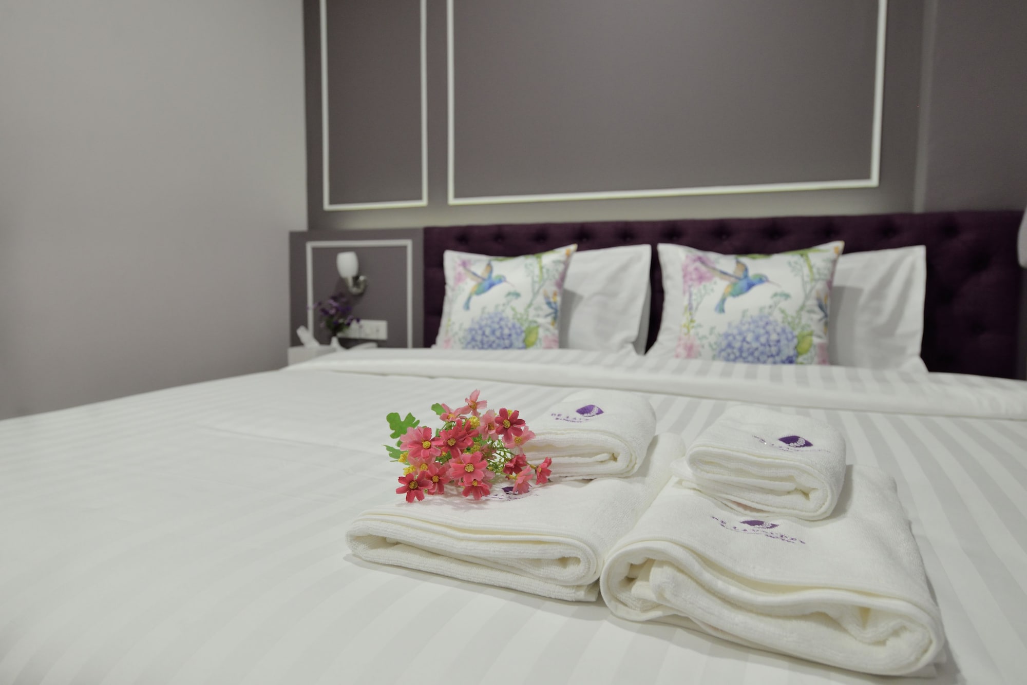 Suite, Double Bed, De Lavender Bangkok Hotel 7/9