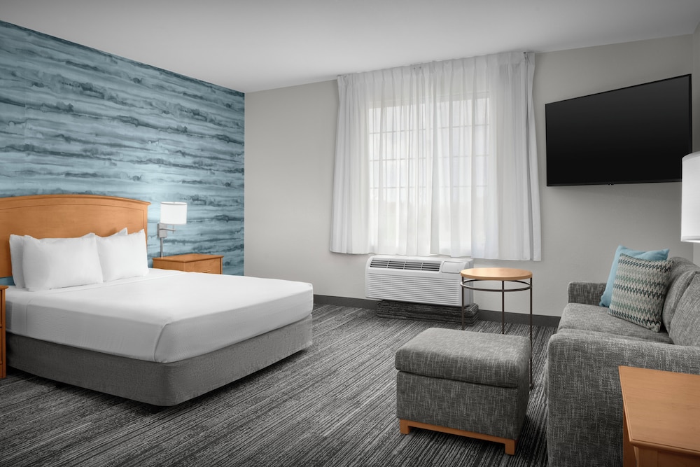 جناح بسرير كوين بغرفة نوم واحدة مع أريكة لذوي الإعاقة، TownePlace Suites by Marriott Albuquerque Airport 2/10